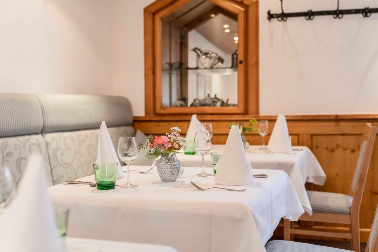 Hotel Markgraf レーニン エクステリア 写真
