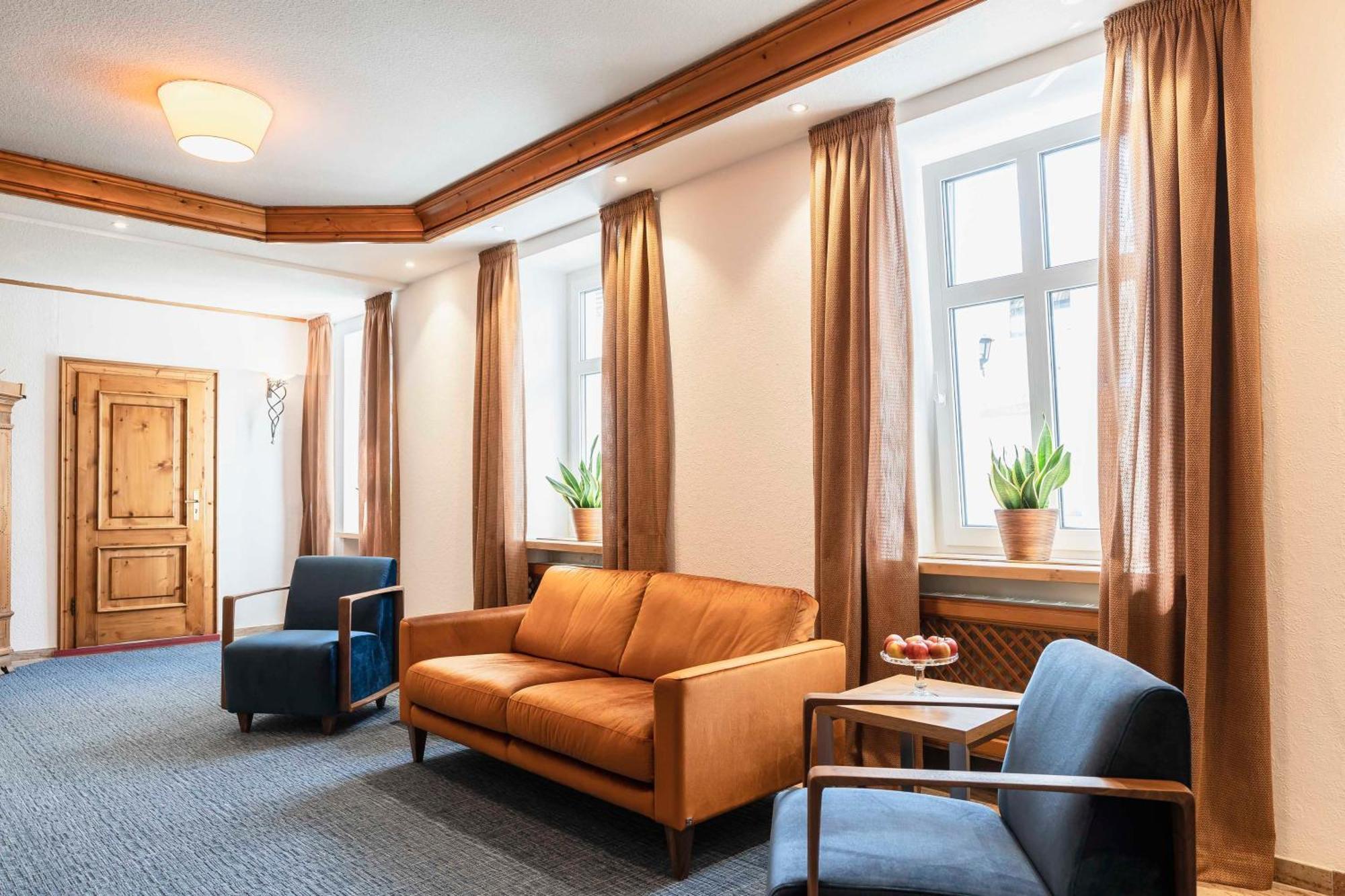 Hotel Markgraf レーニン エクステリア 写真